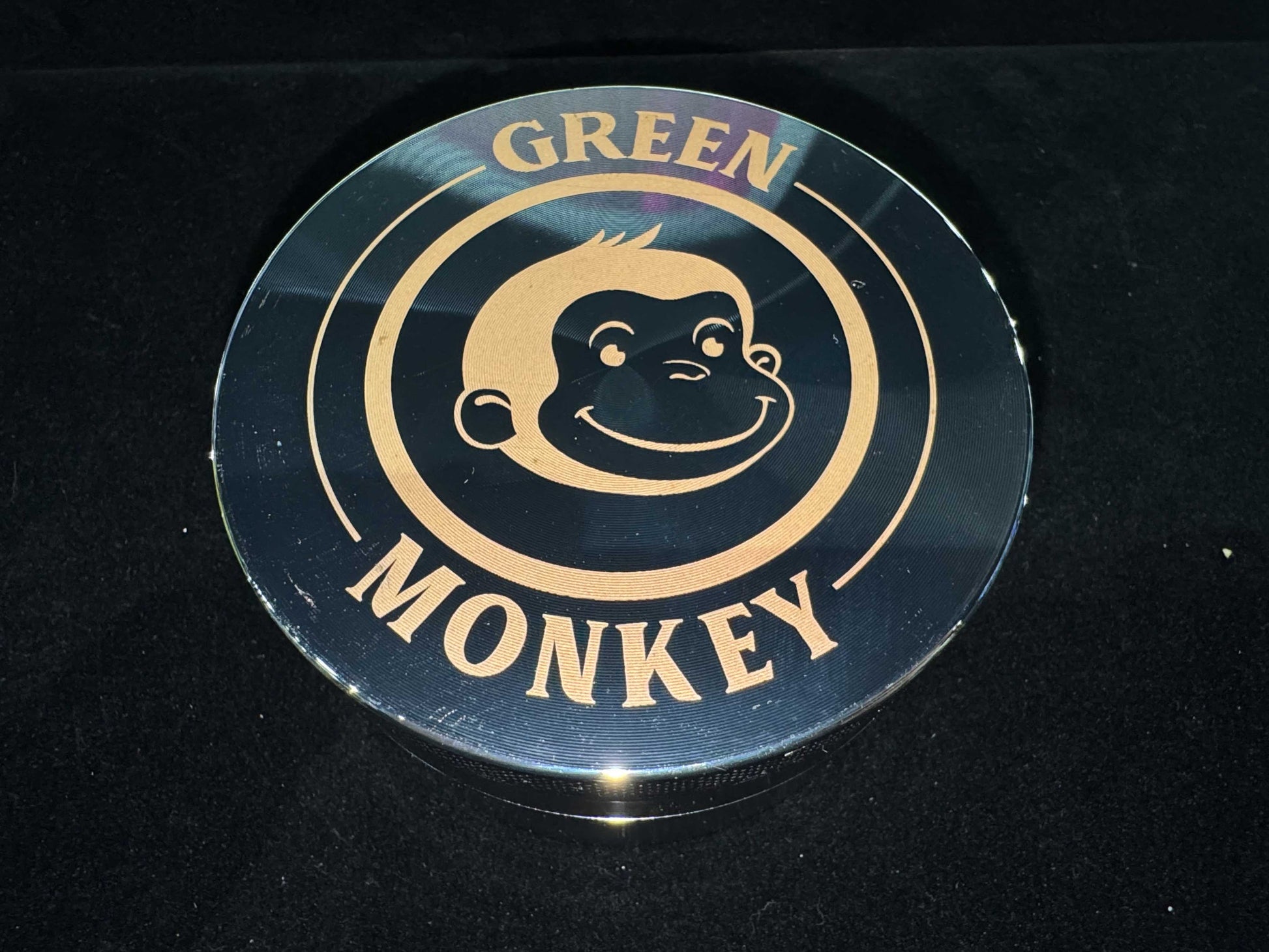 Green monkey XL 4-Piece Herb Grinder – Chrome