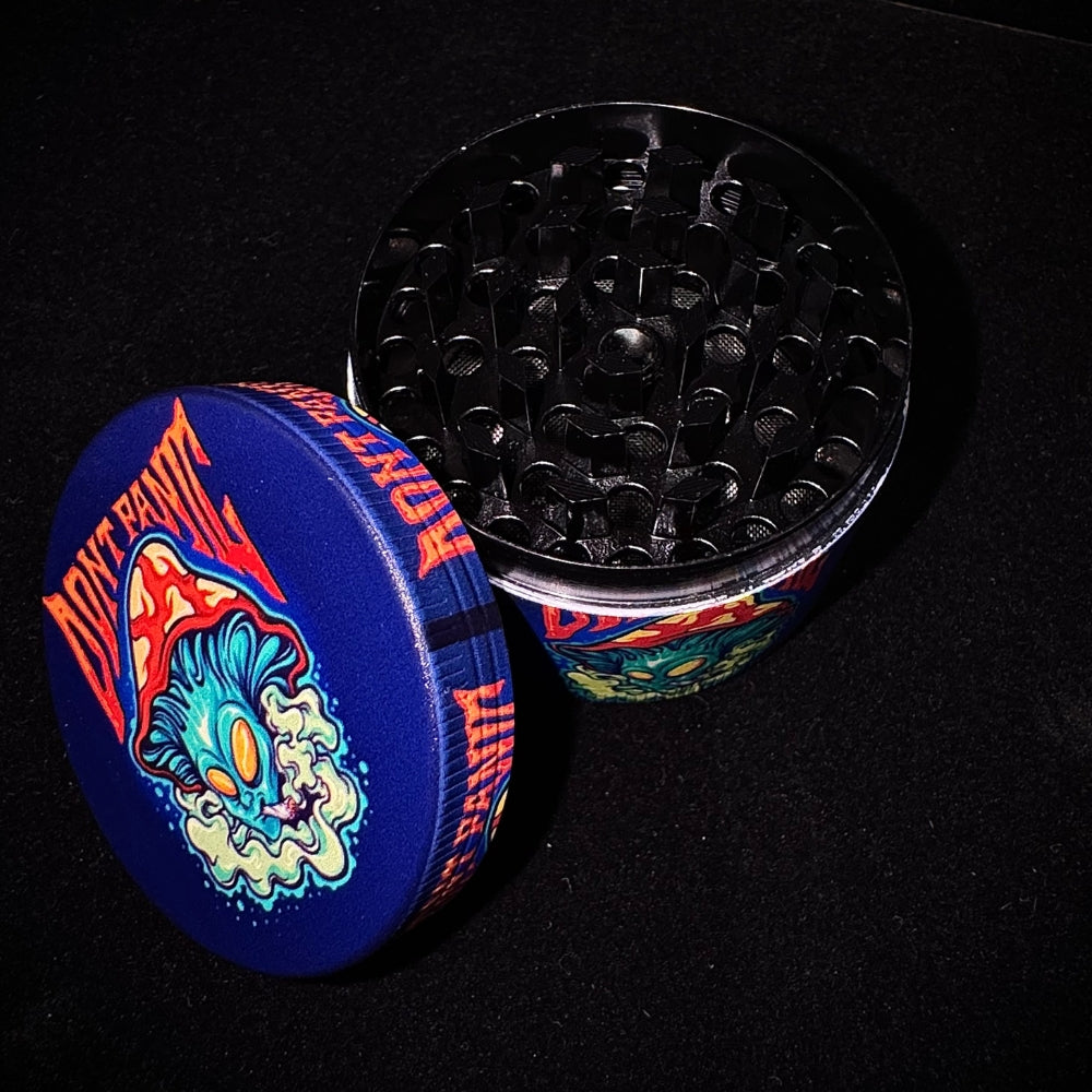 Alien Mushroom Herb Grinder – “Don’t Panic” Design